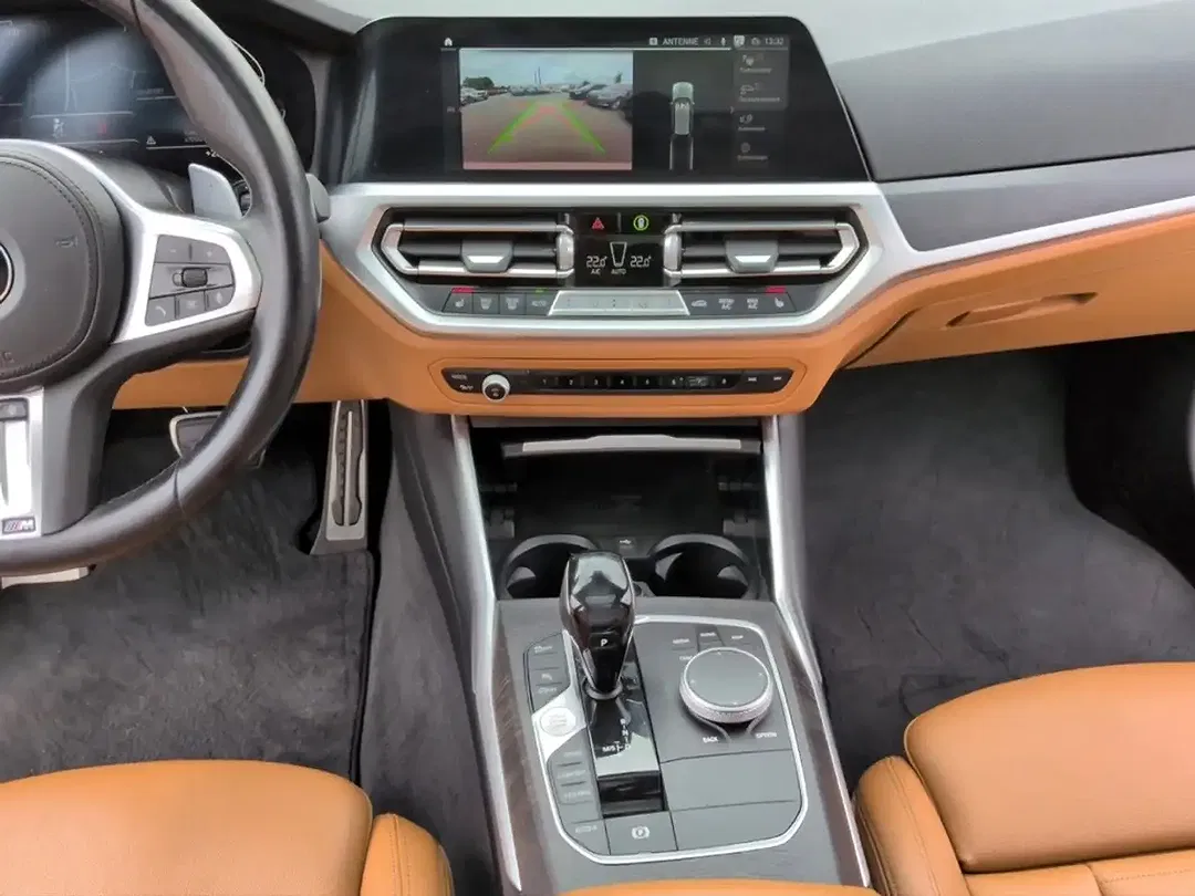BMW 330 - Thumbnail 6