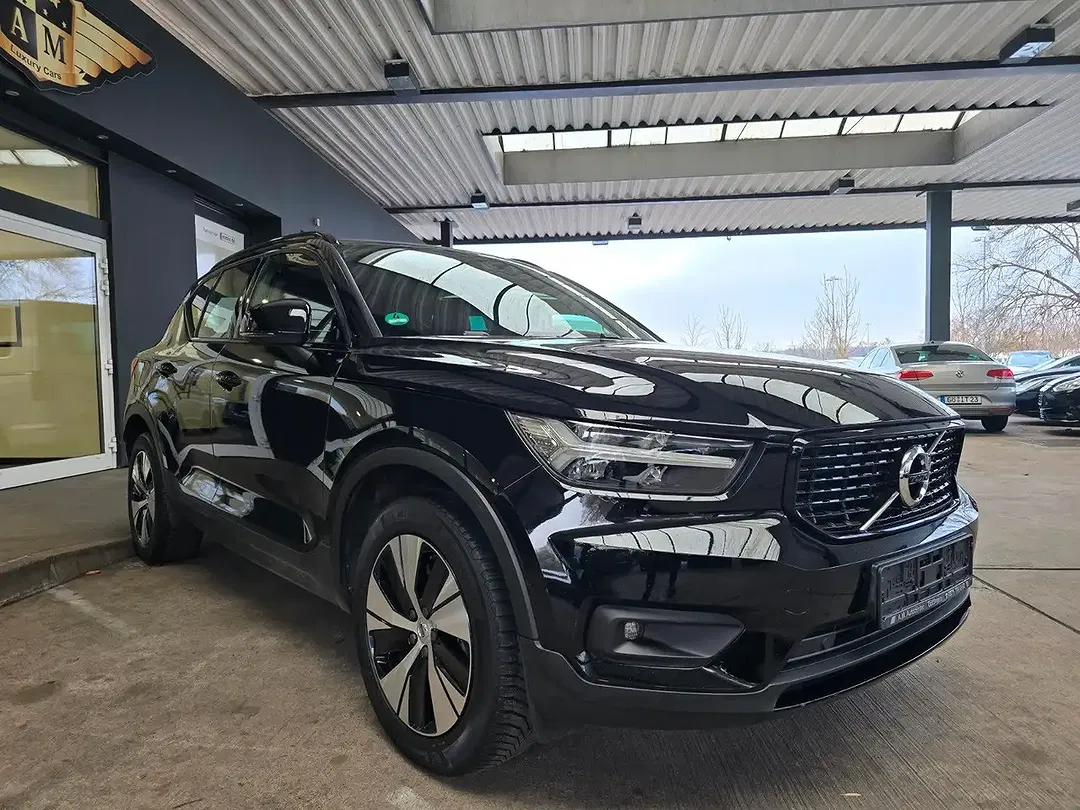 Volvo XC40 - Thumbnail 6