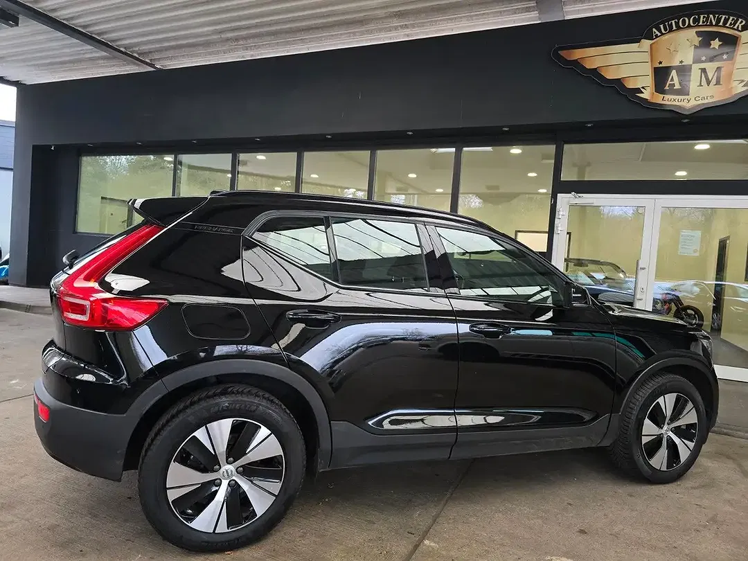 Volvo XC40 - Thumbnail 9