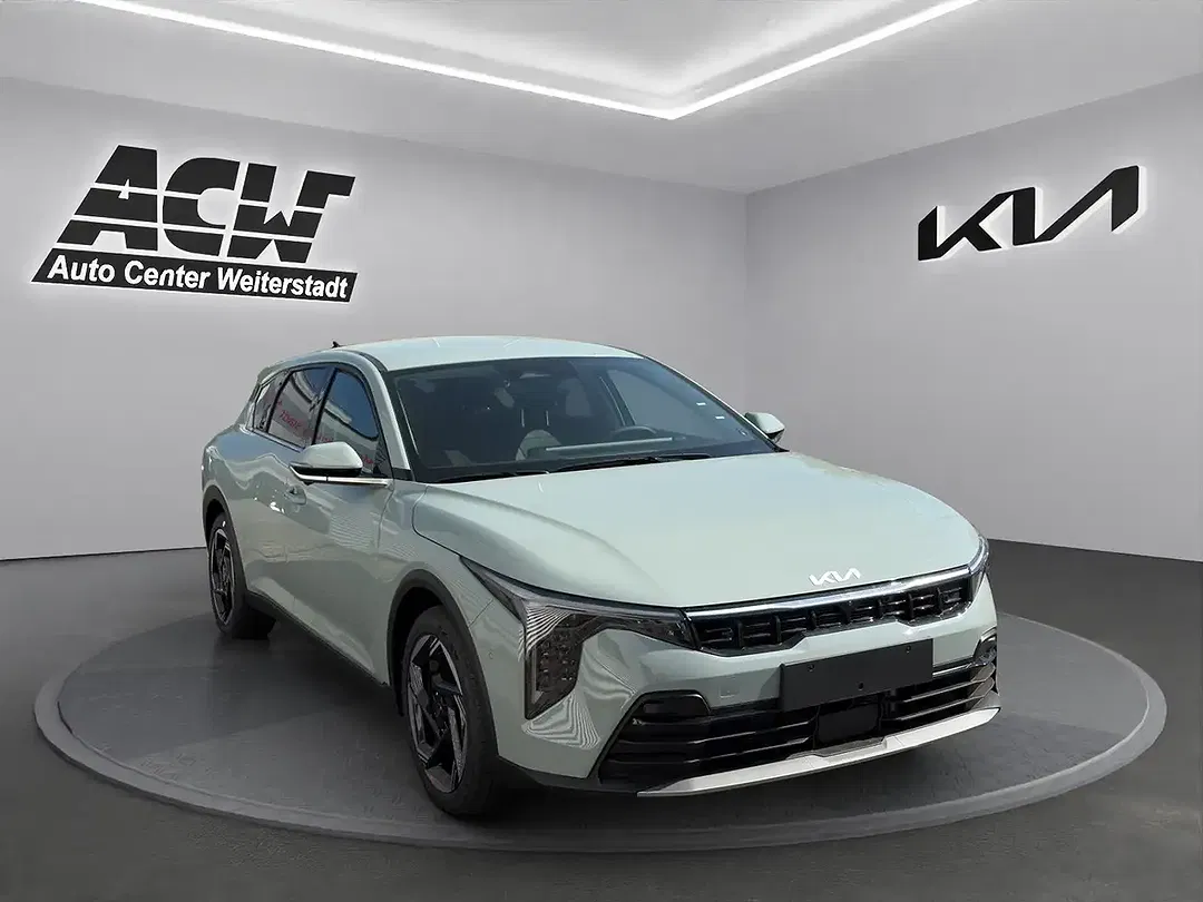 Kia K4 - Thumbnail 3