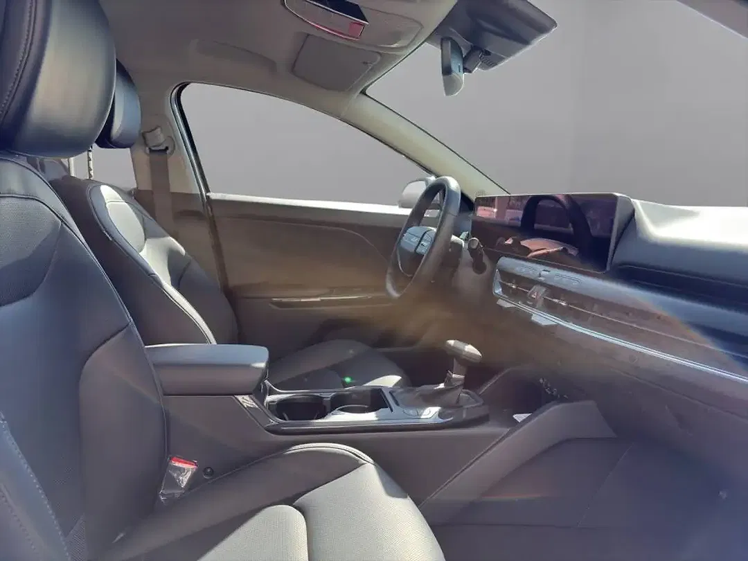 Kia K4 - Thumbnail 8