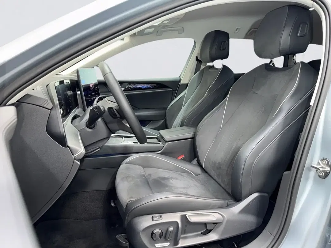 Volkswagen Passat Variant - Thumbnail 10