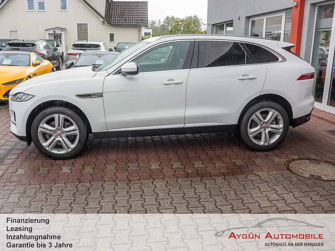Jaguar F-Pace - Thumbnail 7