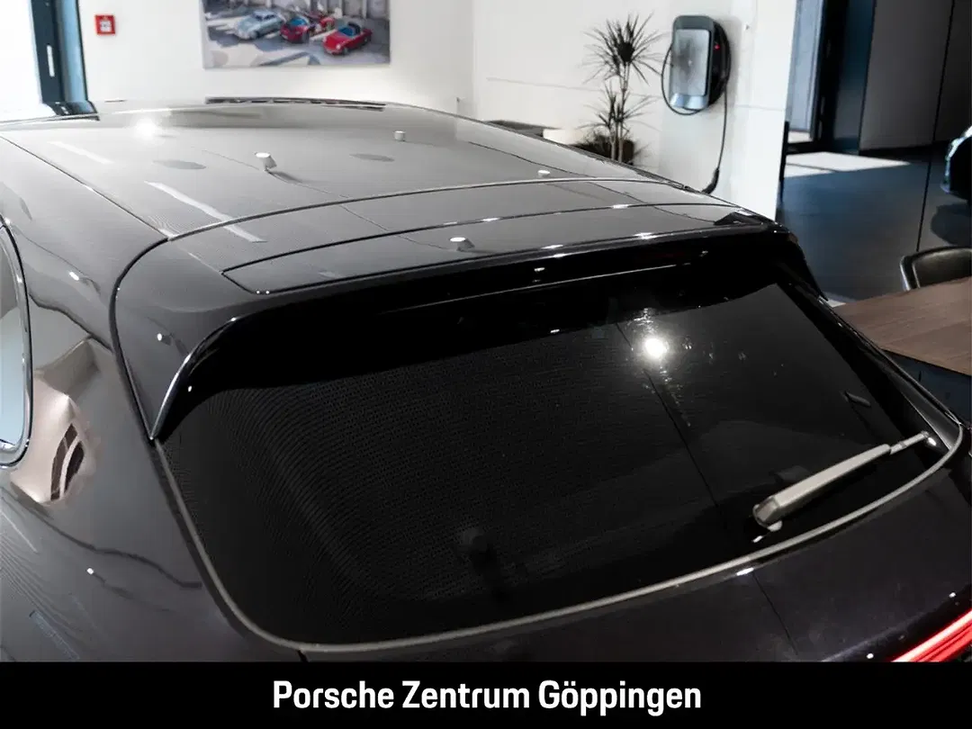 Porsche Panamera - Thumbnail 11