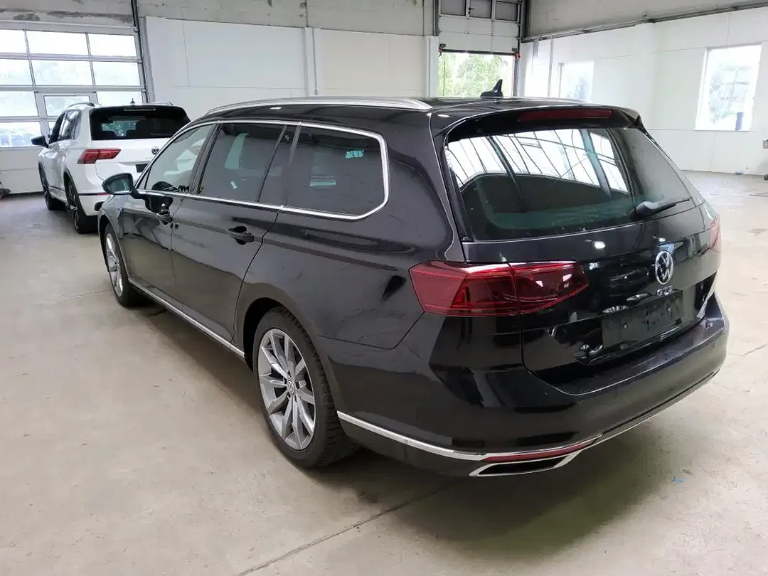 Volkswagen Passat Variant - Thumbnail 5