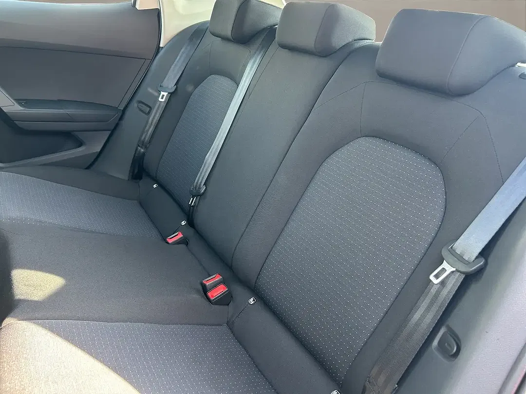 SEAT Ibiza - Thumbnail 12