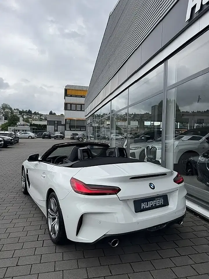 BMW Z4 sDrive M Roadster - foto 2