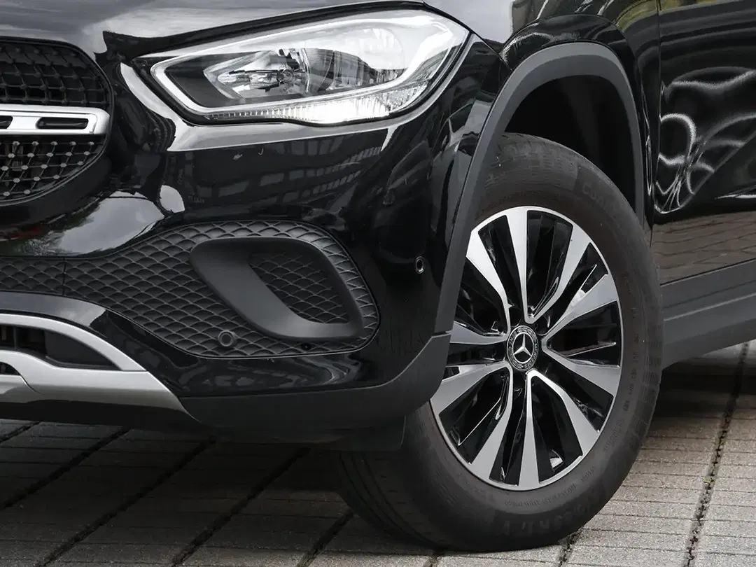 Mercedes-Benz GLA 250 - Thumbnail 6