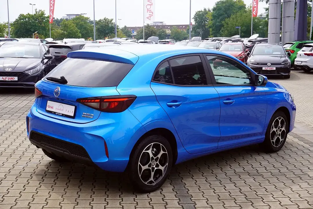 MG MG3 - Thumbnail 4