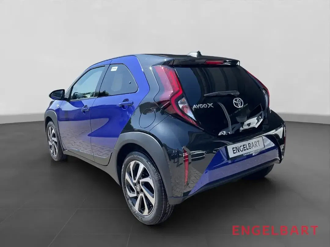 Toyota Aygo X - Thumbnail 2