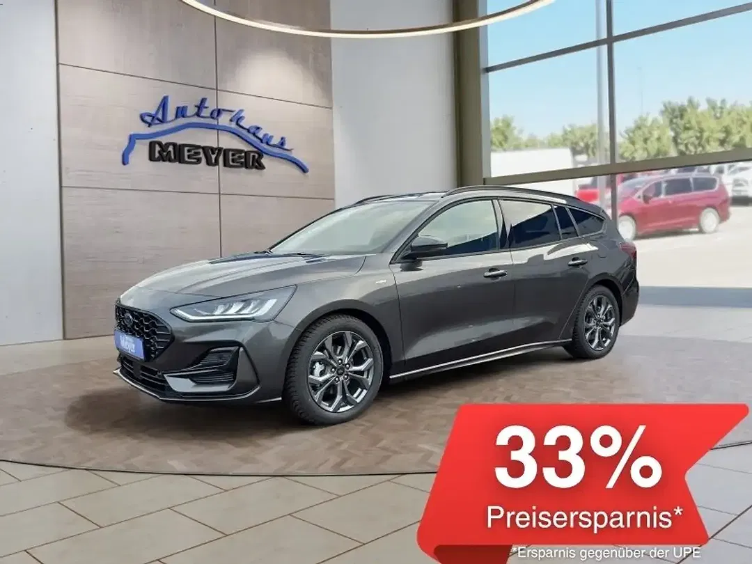 Ford Focus - Thumbnail 1
