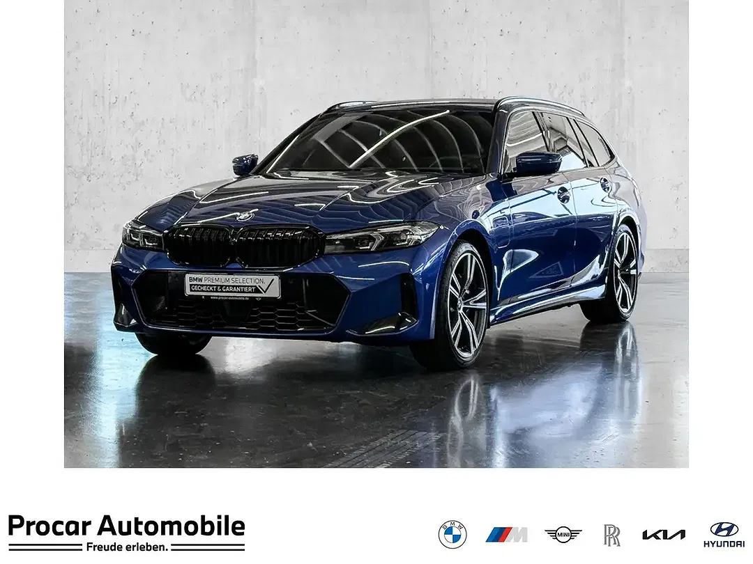 BMW 330 - Thumbnail 1