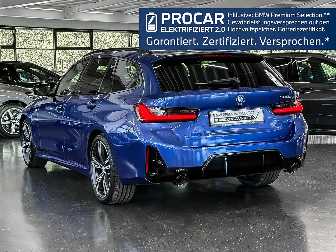 BMW 330 - Thumbnail 2