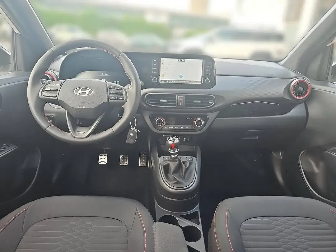 Hyundai i10 - Thumbnail 11