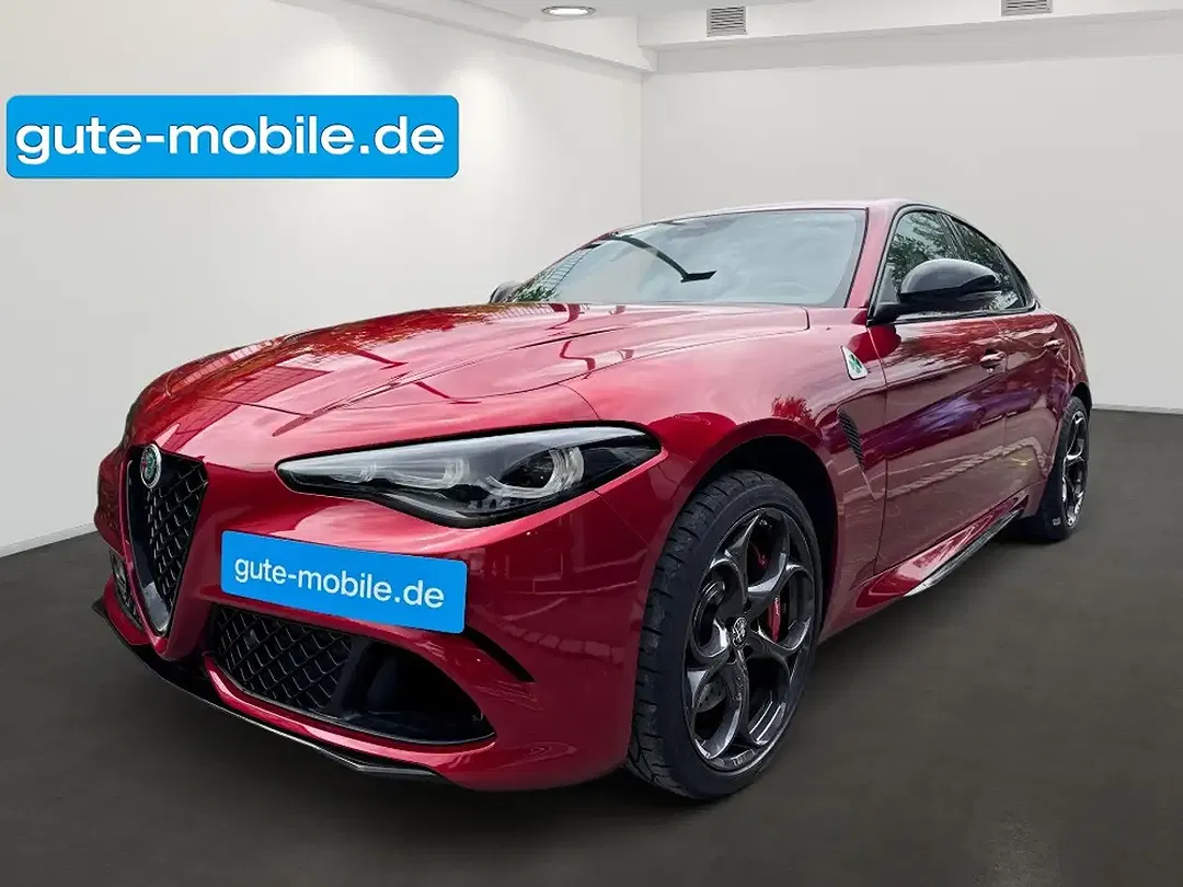 Alfa Romeo Giulia Quadrifoglio - foto 1