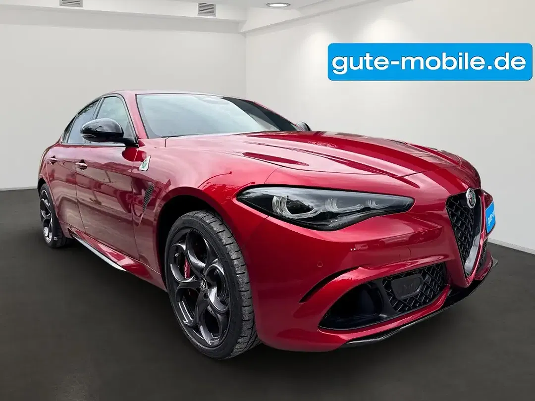 Alfa Romeo Giulia - Thumbnail 8