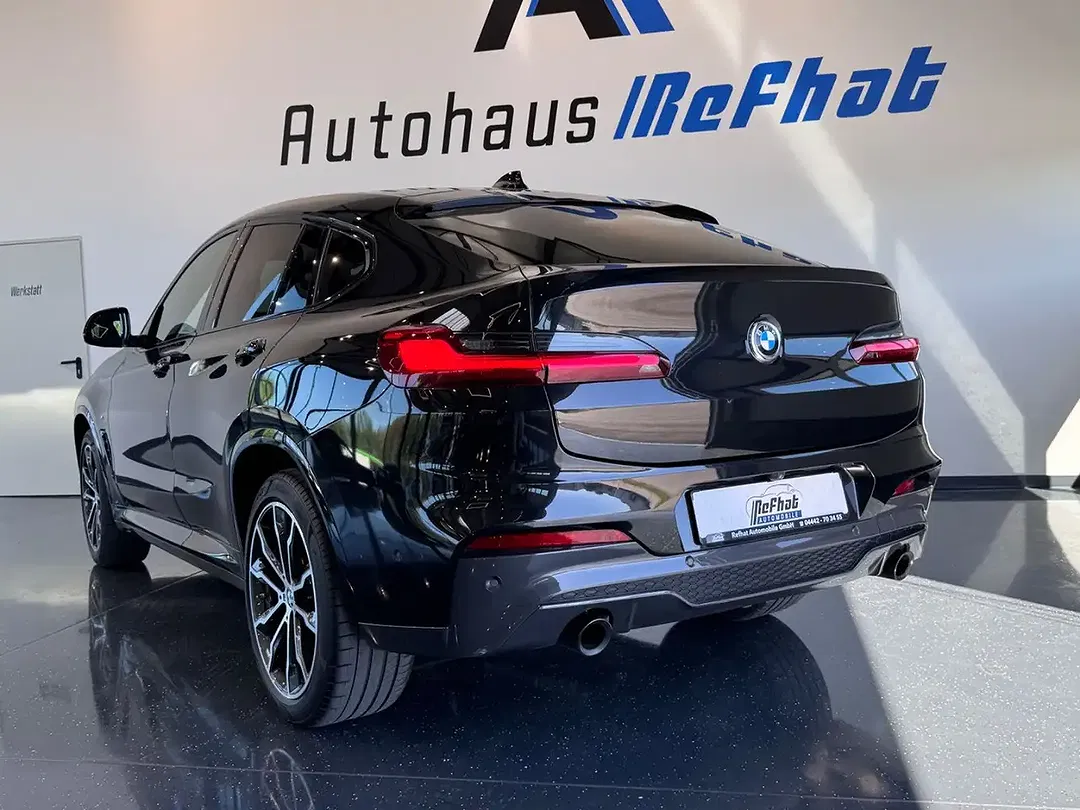 BMW X4 - Thumbnail 10