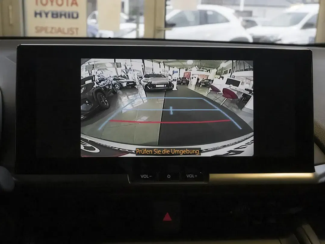 Toyota C-HR - Thumbnail 15