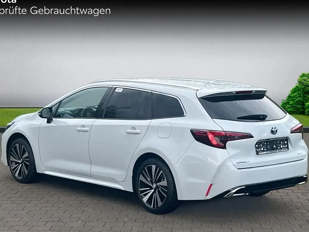Toyota Corolla Hybrid Teamplayer - foto 2