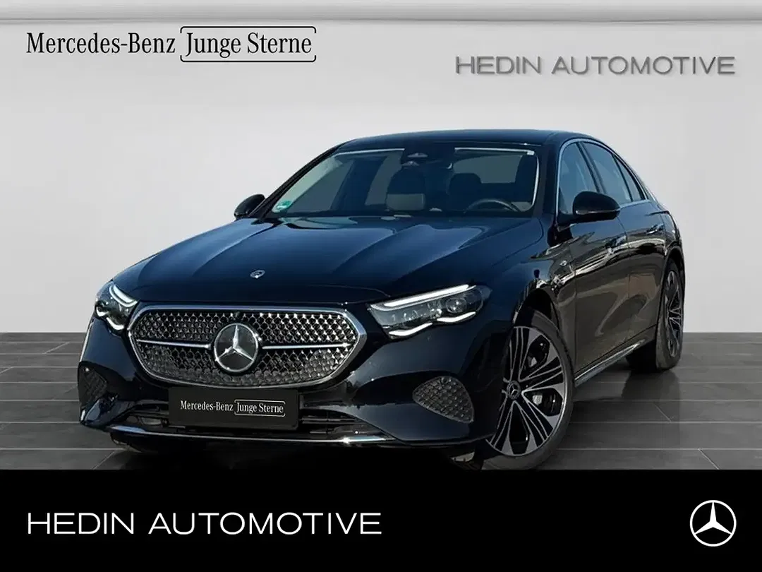 Mercedes-Benz E 400 - Thumbnail 1