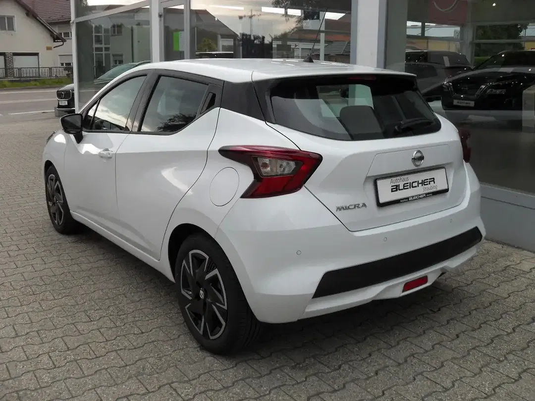 Nissan Micra - Thumbnail 3