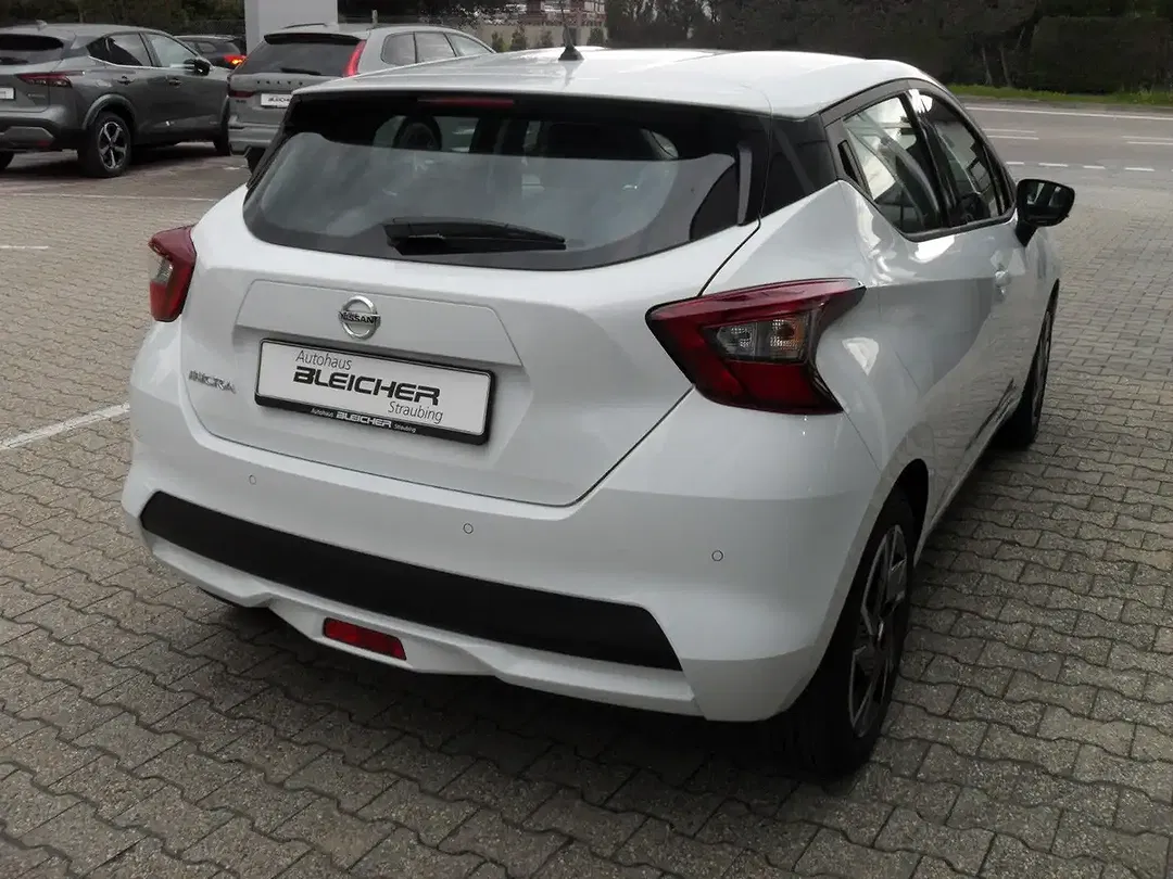 Nissan Micra - Thumbnail 4