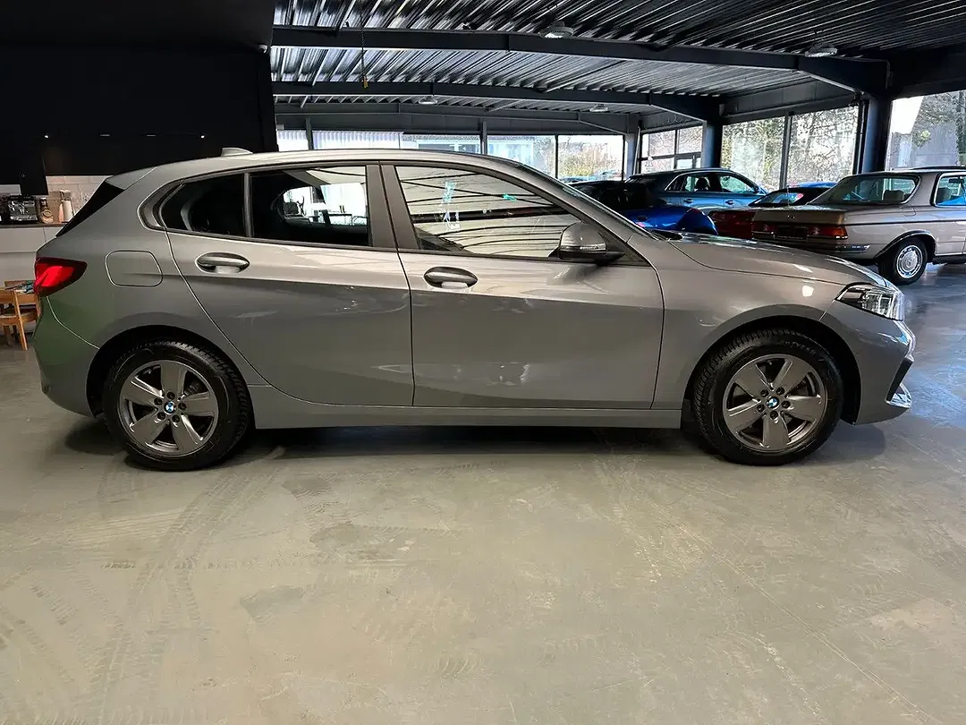 BMW 118 - Thumbnail 6