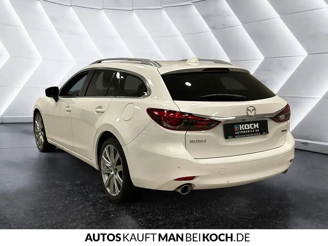 Mazda 6 - Thumbnail 2