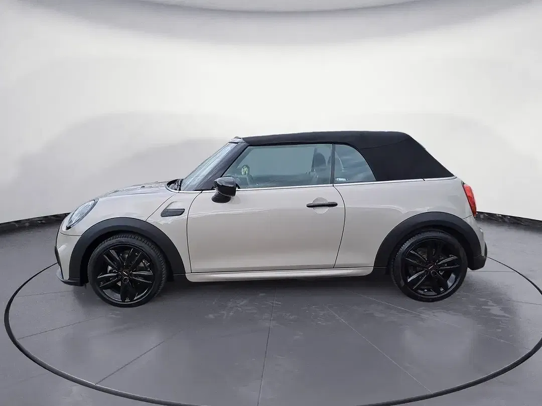 MINI Cooper Cabrio Steptronic JCW Trim - foto 2