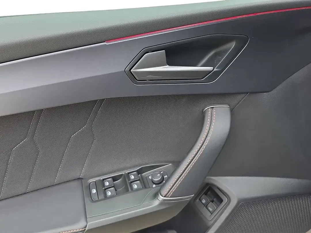 CUPRA Leon - Thumbnail 13