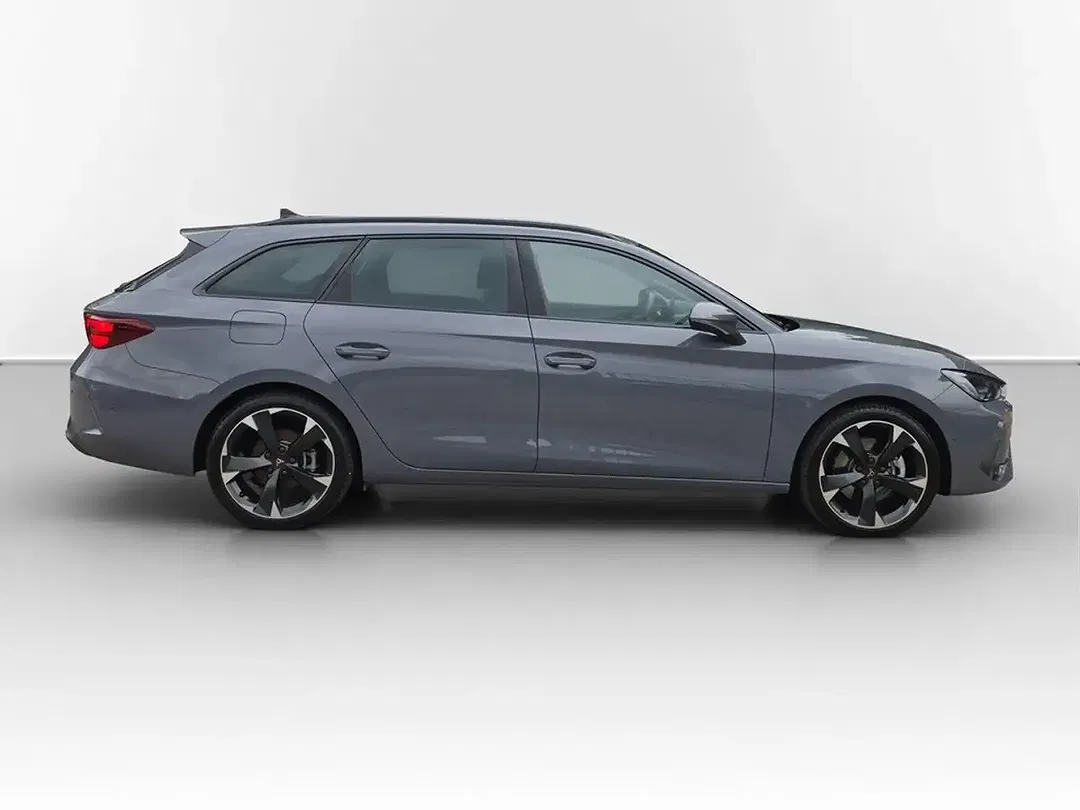 CUPRA Leon - Thumbnail 4
