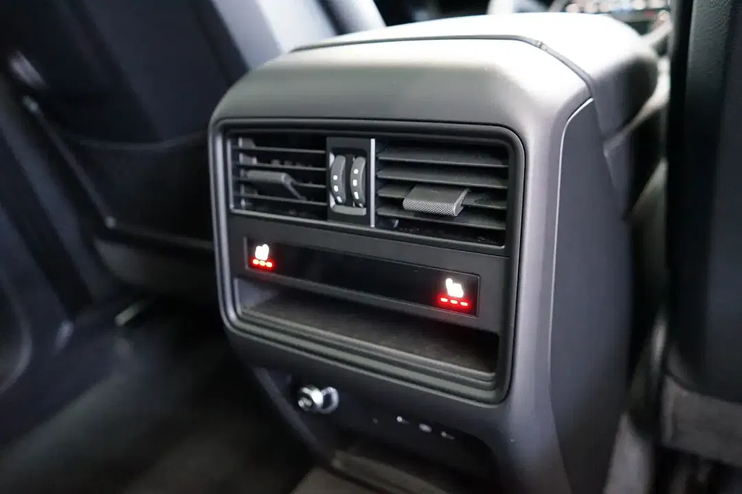 Porsche Cayenne - Thumbnail 15