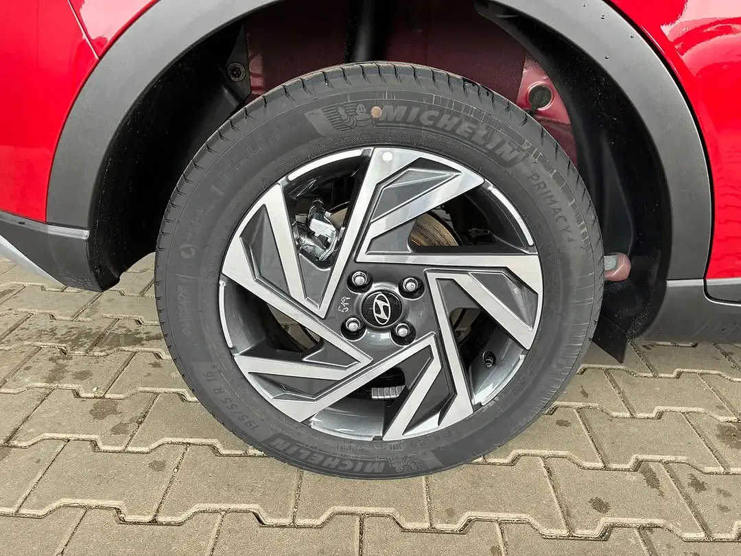 Hyundai BAYON - Thumbnail 5