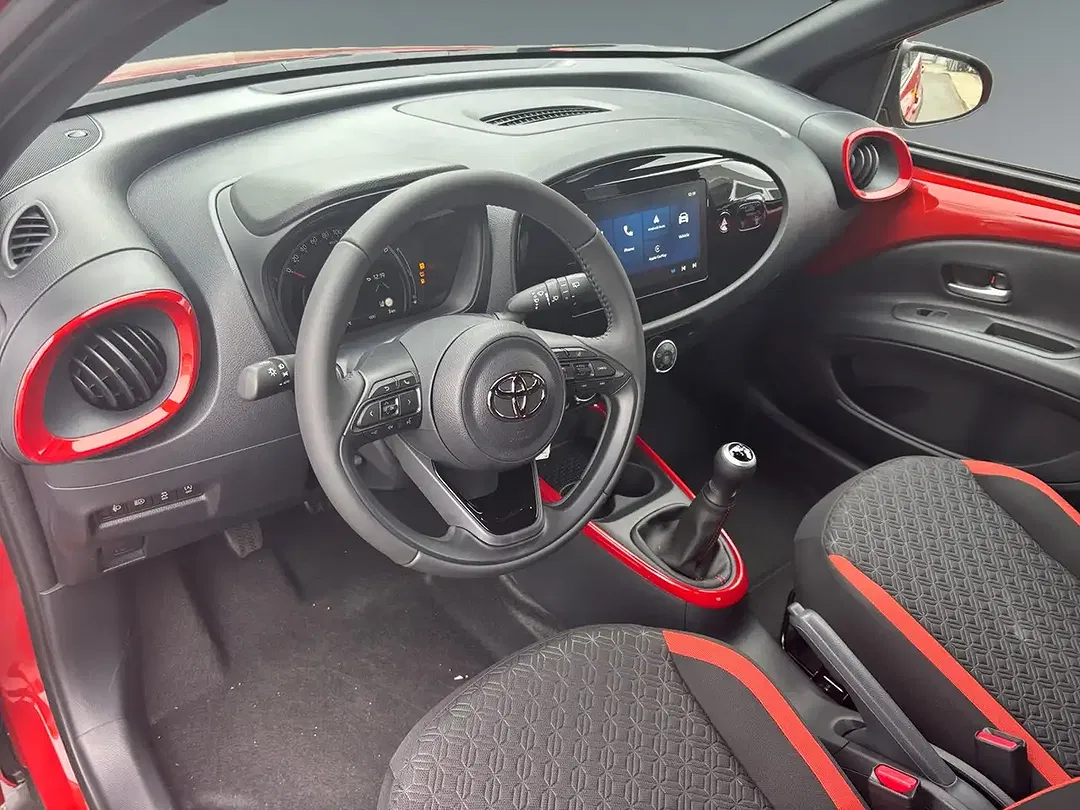 Toyota Aygo X - Thumbnail 9