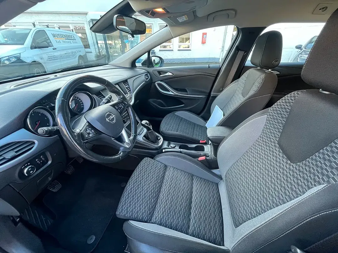 Opel Astra - Thumbnail 11