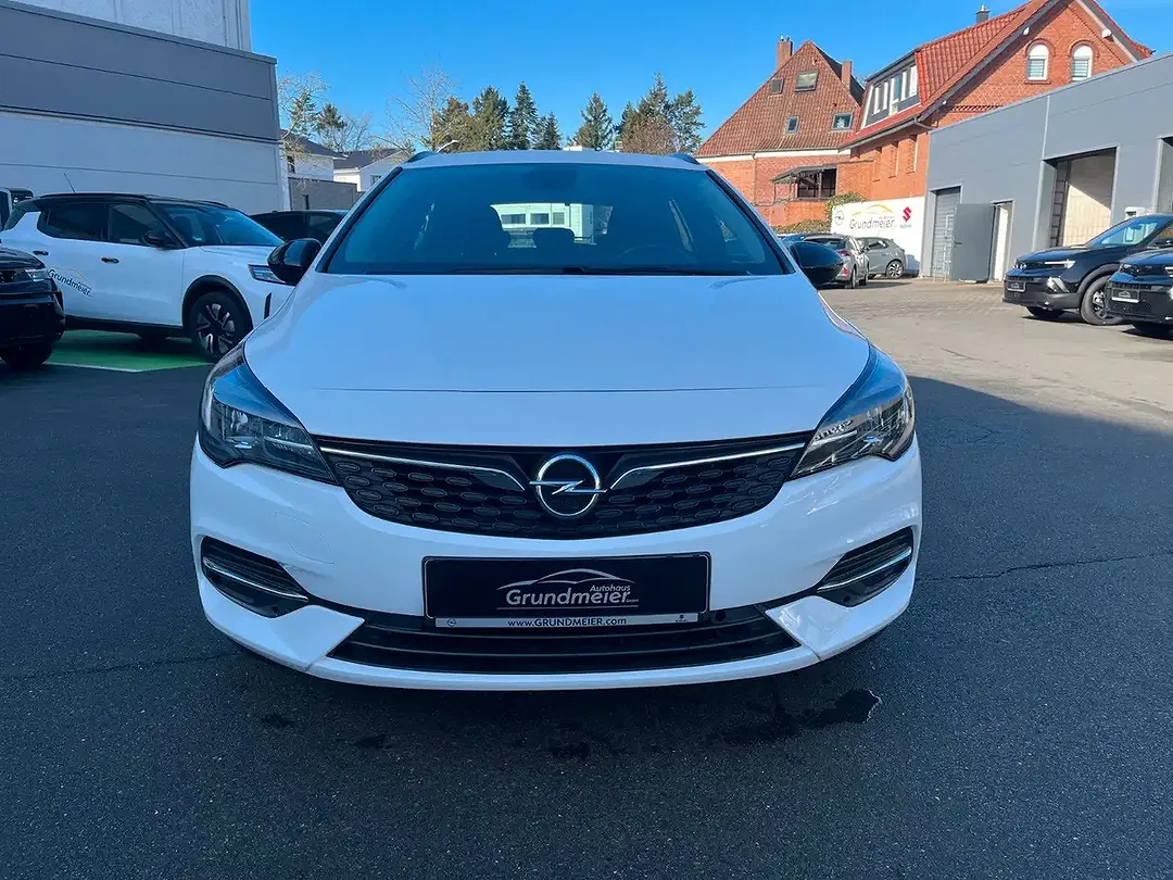 Opel Astra - Thumbnail 3