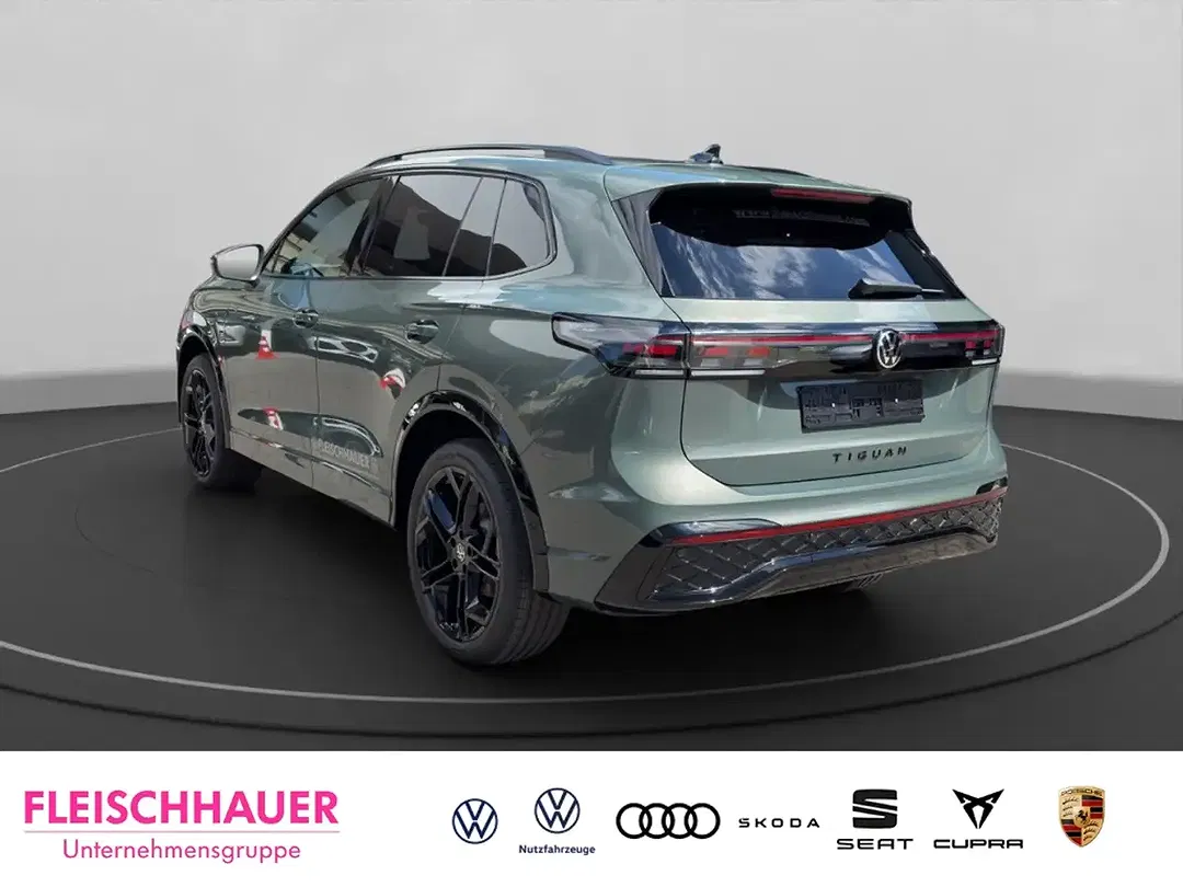 Volkswagen Tiguan - Thumbnail 3