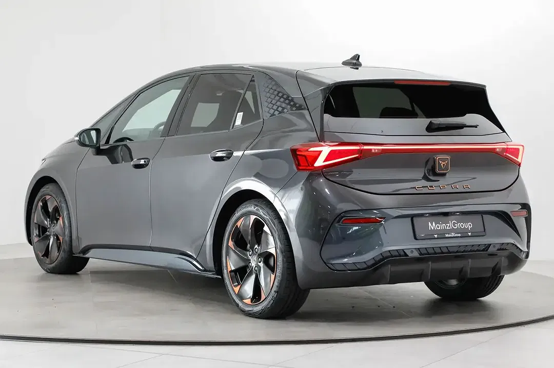 CUPRA Born - Thumbnail 11