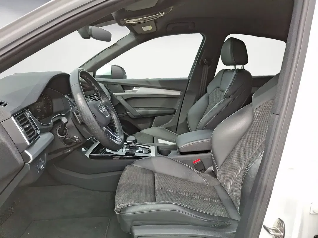 Audi Q5 - Thumbnail 9