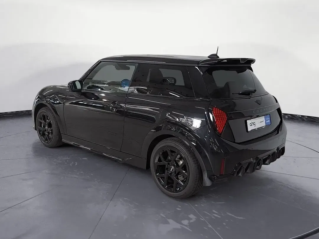 MINI John Cooper Works - Thumbnail 3