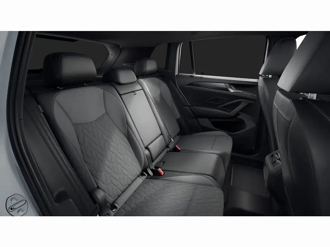 Volkswagen Tiguan - Thumbnail 11