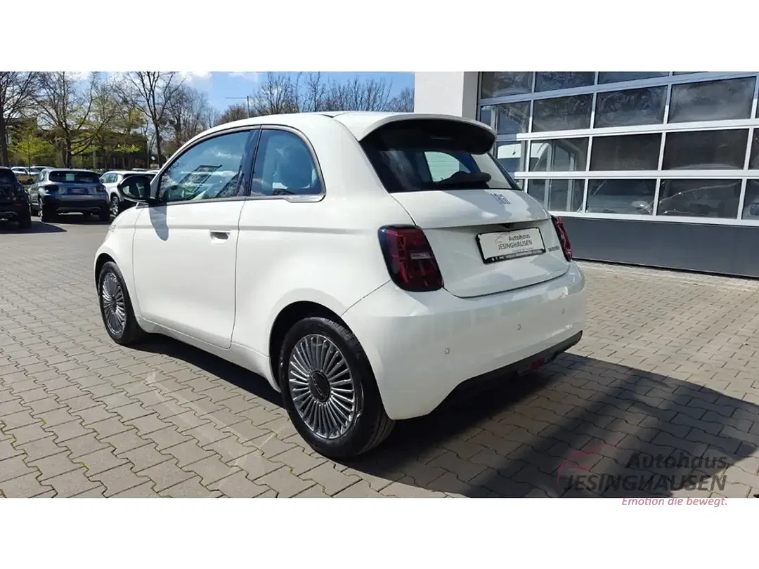Fiat 500 - Thumbnail 9