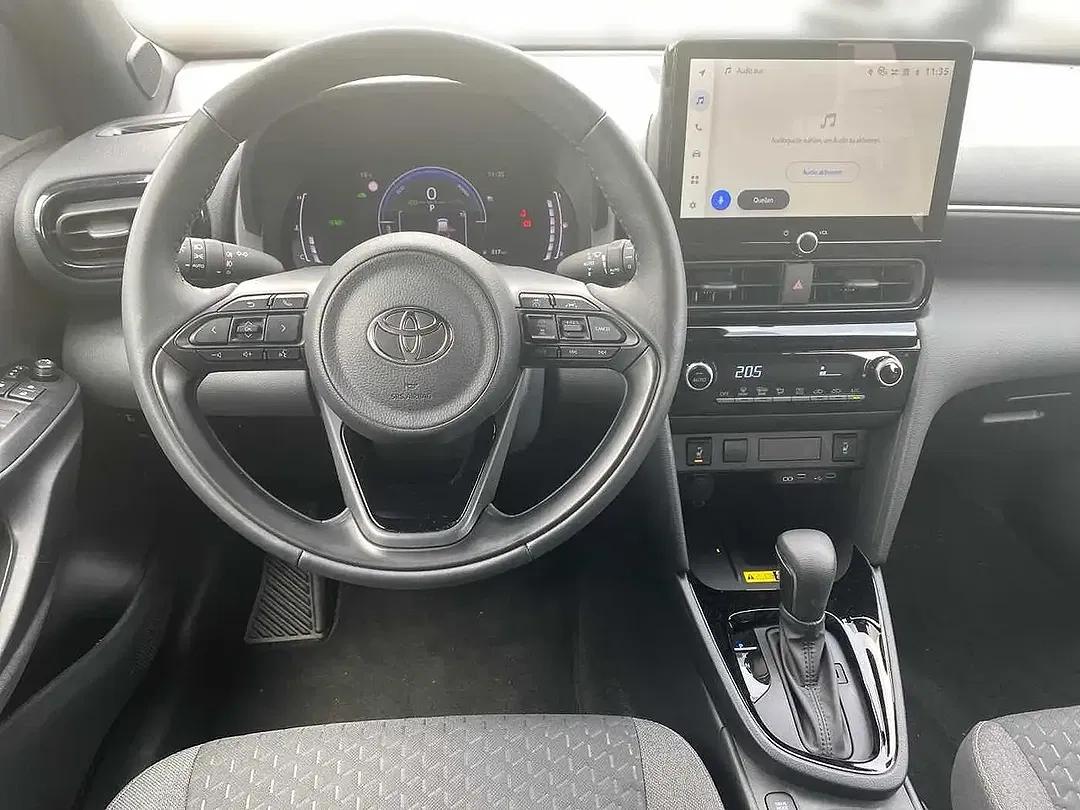 Toyota Yaris Cross - Thumbnail 9