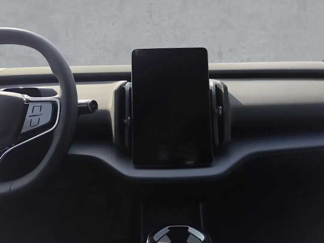 Volvo EX30 - Thumbnail 13
