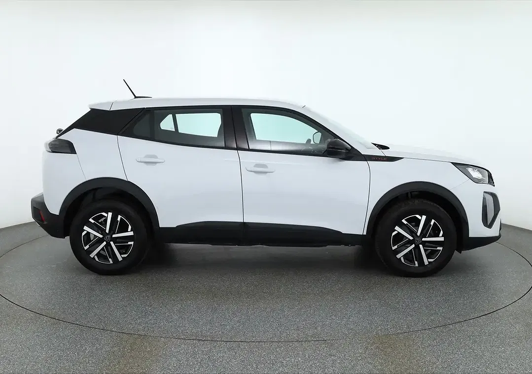 Peugeot 2008 - Thumbnail 5