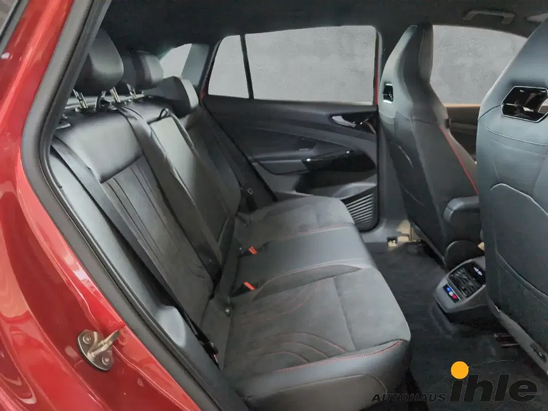 Volkswagen ID.4 - Thumbnail 8