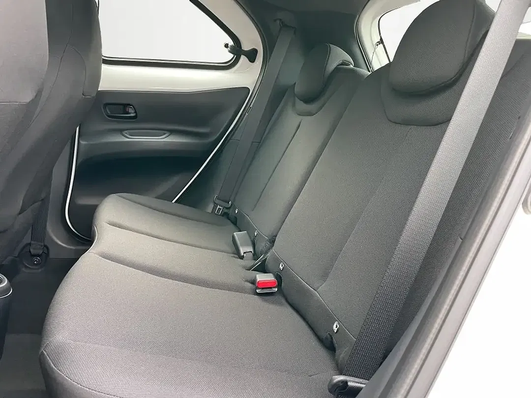 Toyota Aygo X - Thumbnail 12