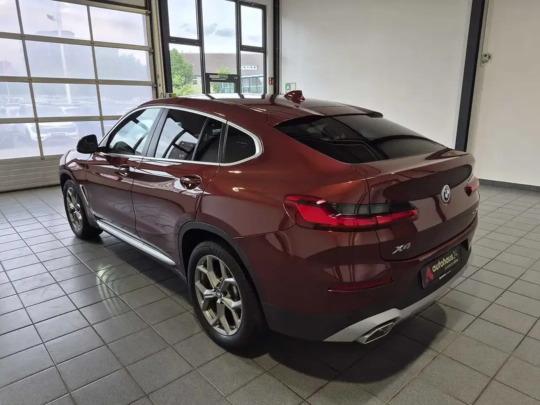 BMW X4 - Thumbnail 4