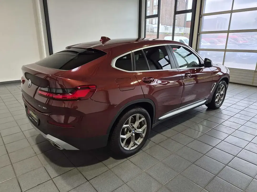 BMW X4 - Thumbnail 5