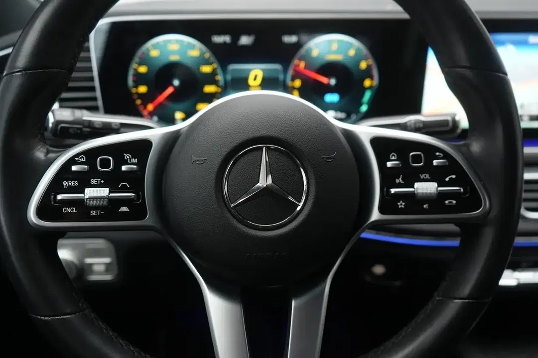 Mercedes-Benz GLE 350 - Thumbnail 23